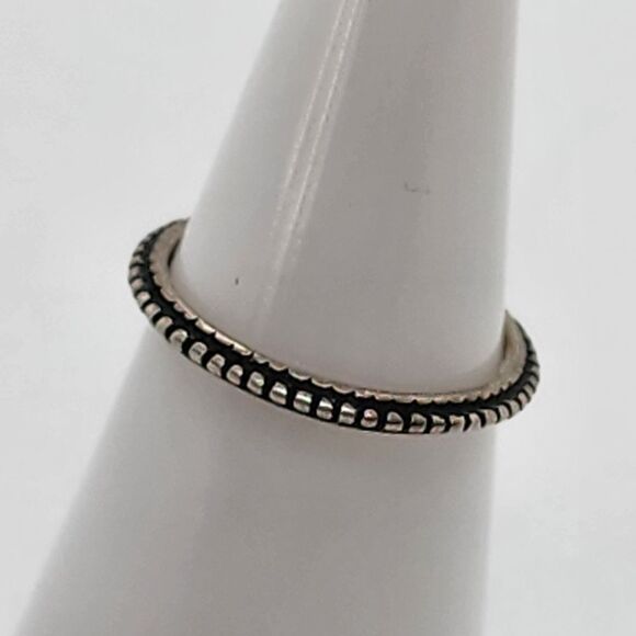 Waldeck Johnson Navajo Sterling Silver Beaded Eternity Band Ring (4.75) - Picture 3 of 7